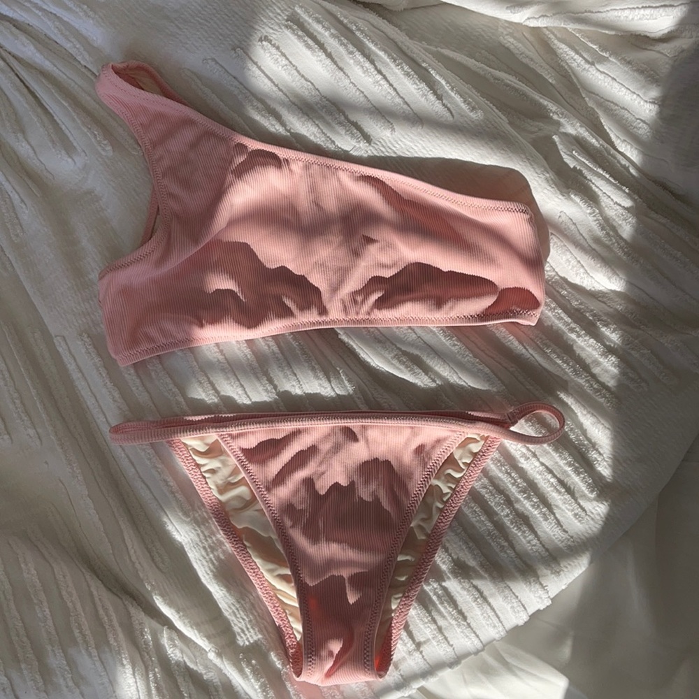 SOLID & STRIPED Pink Ribbed One-Shoulder Bikini Set